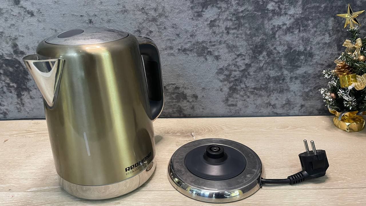 Чайник Redmond RK-M1264