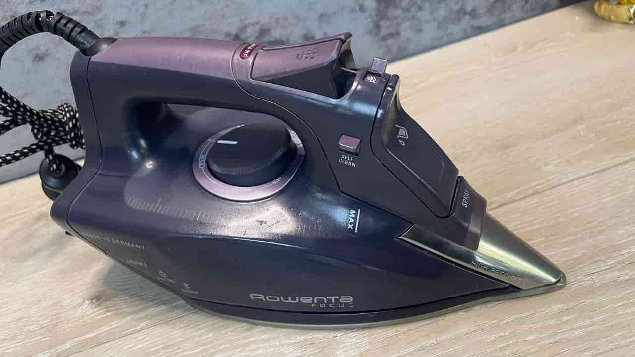 Утюг Rowenta DW5135D1