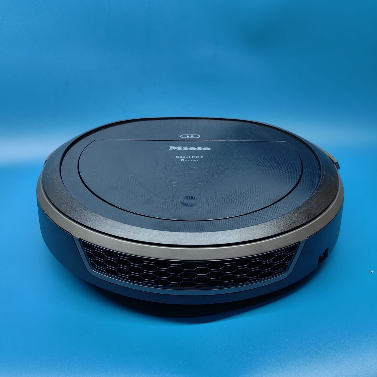 Робот пылесос VC miele slql0 Scout RX2 Runner