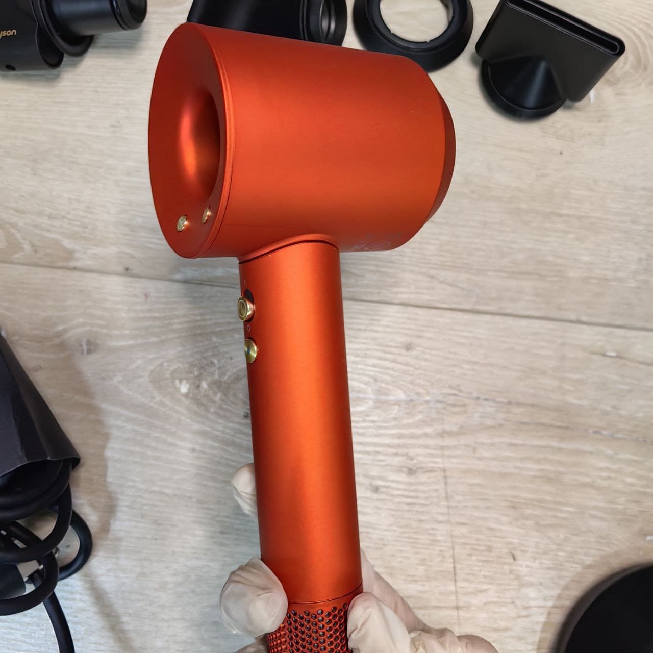 Фен Dyson Supersonic HD07 на запчасти